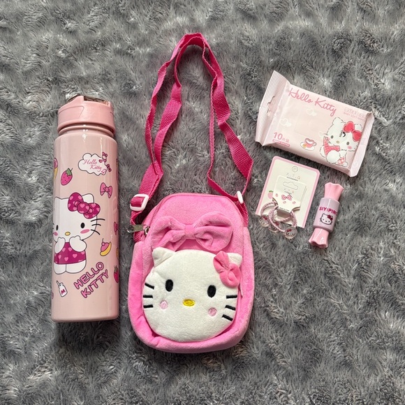 Hello Kitty Bundle - Picture 2 of 11